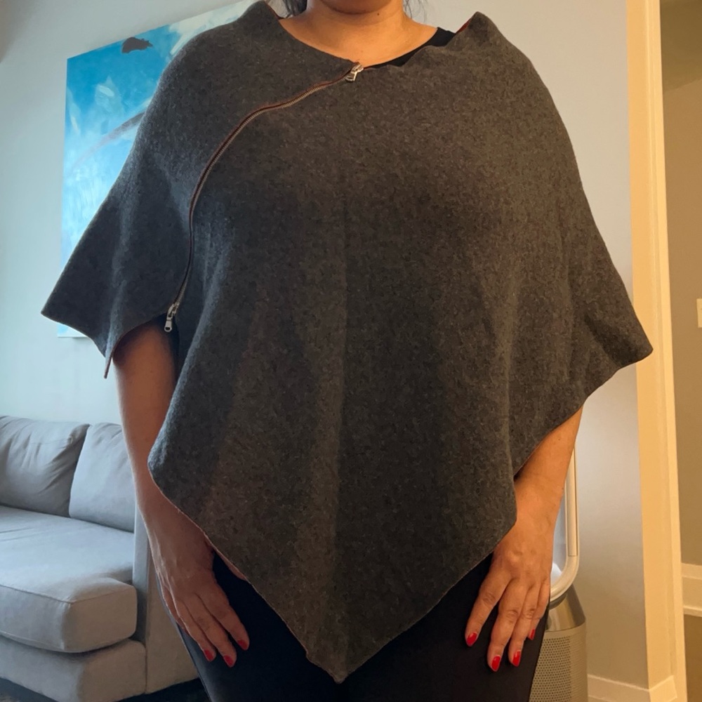 Nardi & Tagliaferri Grey & Orange Wool Zippered Poncho